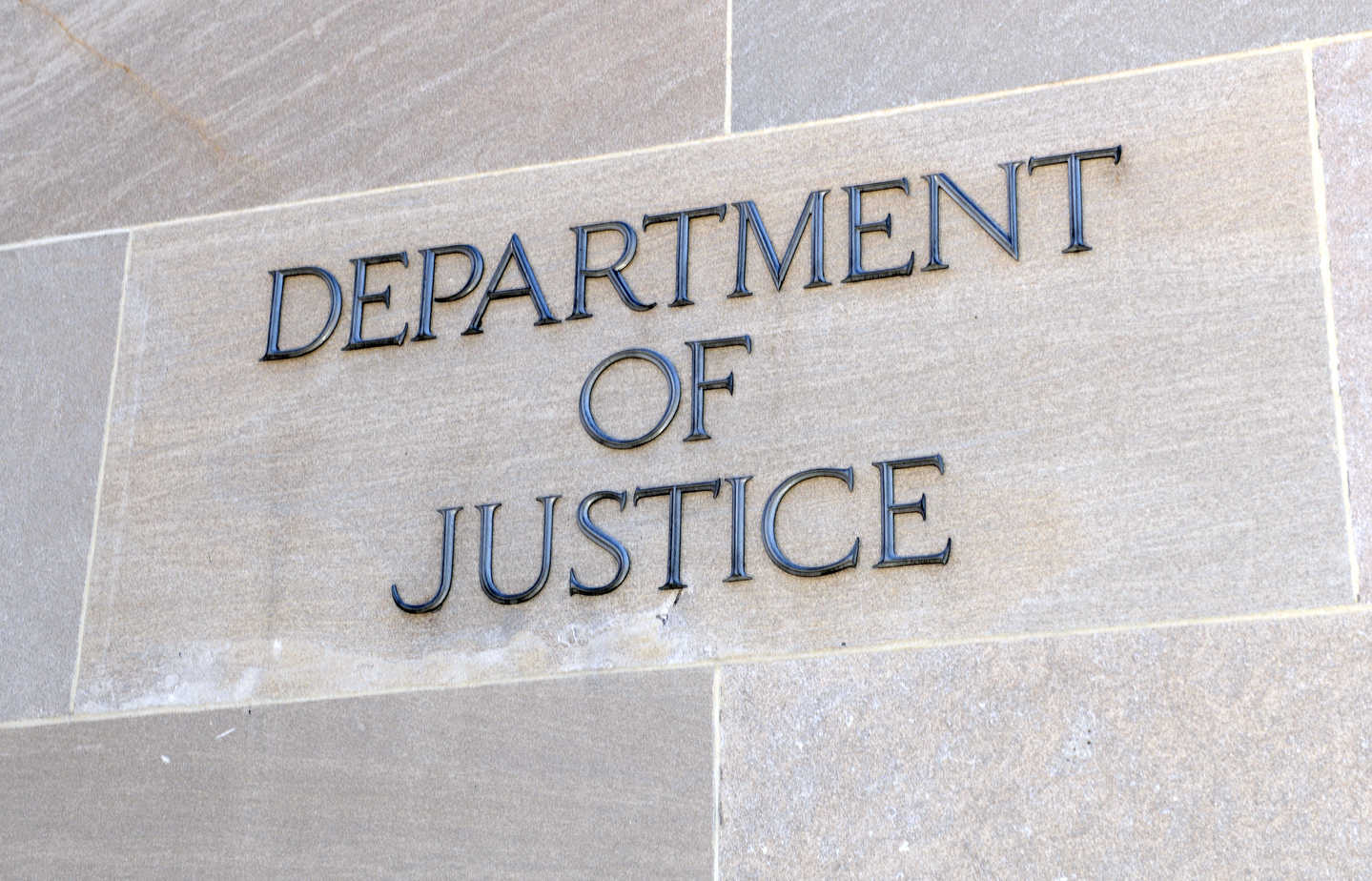 United States | DOJ Announces New Guidance on Executive Compensation and Evaluation of Corporate Compliance Programs